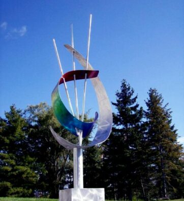 contemporary-metal-lawn-sculpture-4