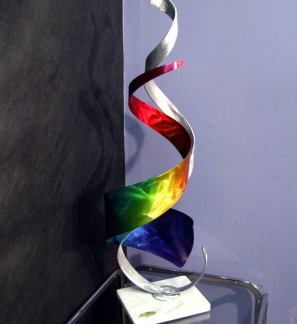 rainbow-metal-sculpture-4
