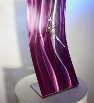 wilmos-kovacs-abstract-painting-on-metal-sculpture-rainbow-art-desk-clock-w959-4